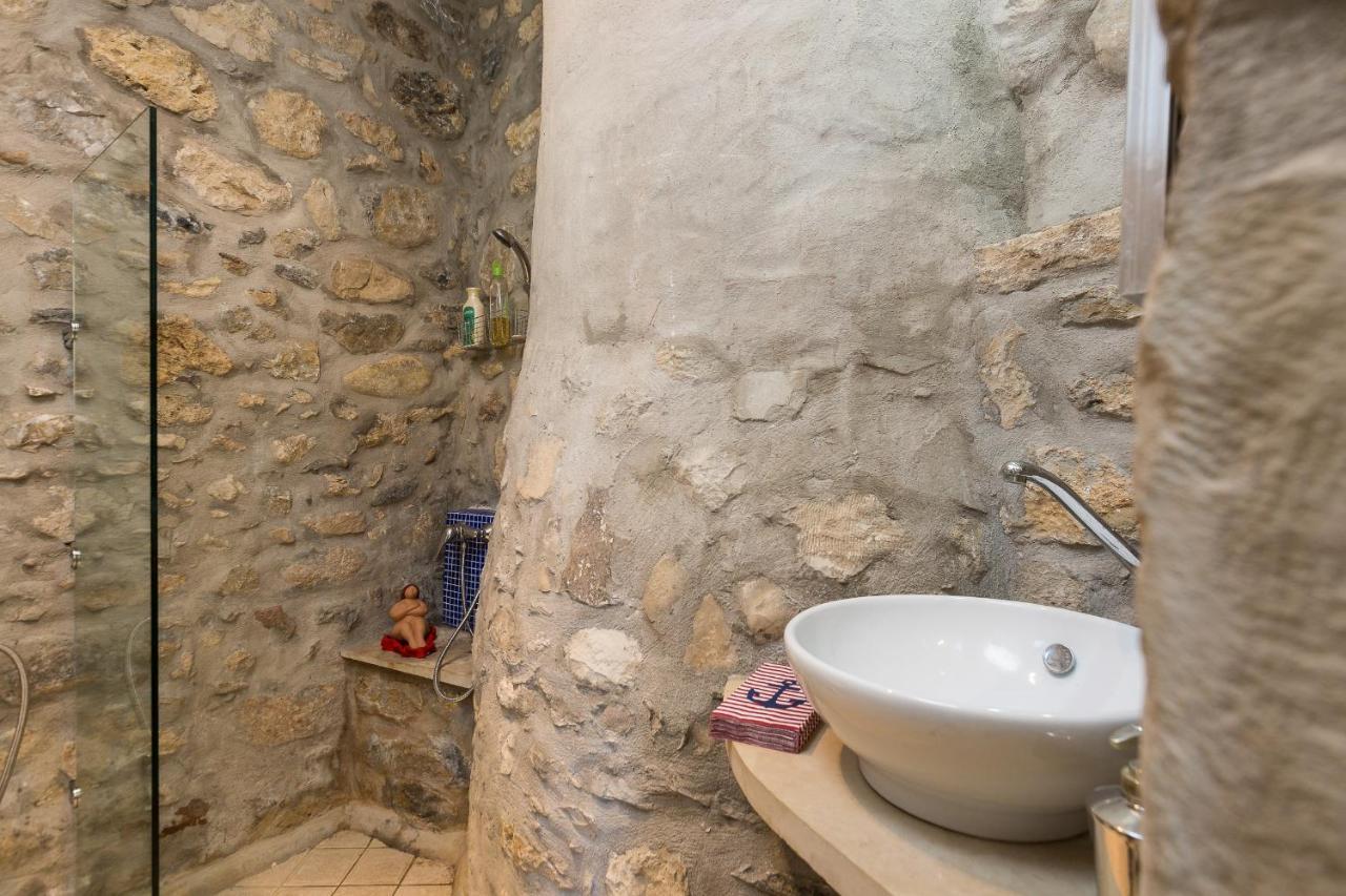 Muazzo Creta Stone House, Nature Escape With Pool, By Thinkvilla Pigi  Bagian luar foto