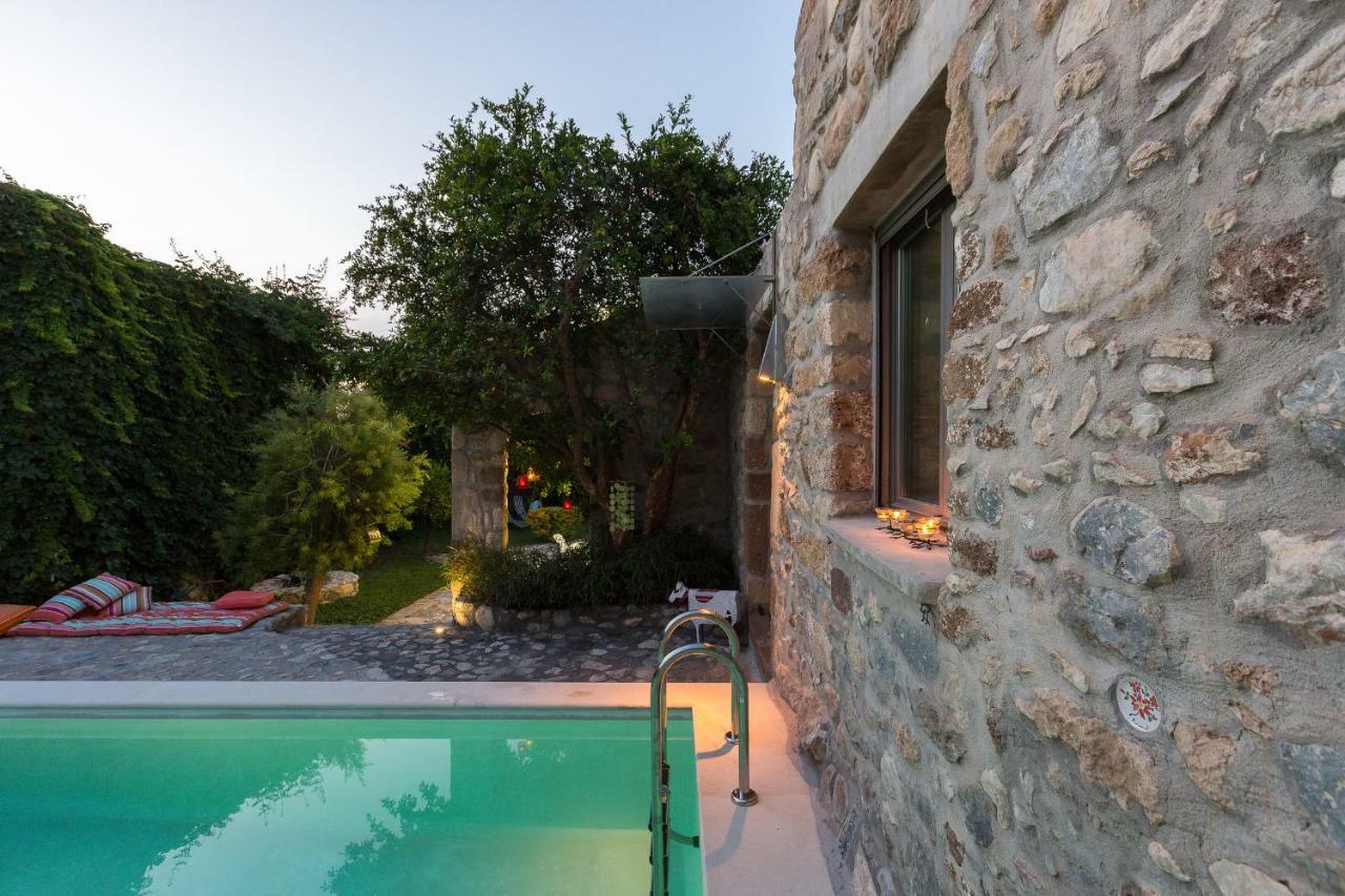Muazzo Creta Stone House, Nature Escape With Pool, By Thinkvilla Pigi  Bagian luar foto