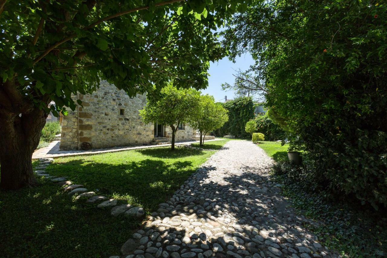 Muazzo Creta Stone House, Nature Escape With Pool, By Thinkvilla Pigi  Bagian luar foto