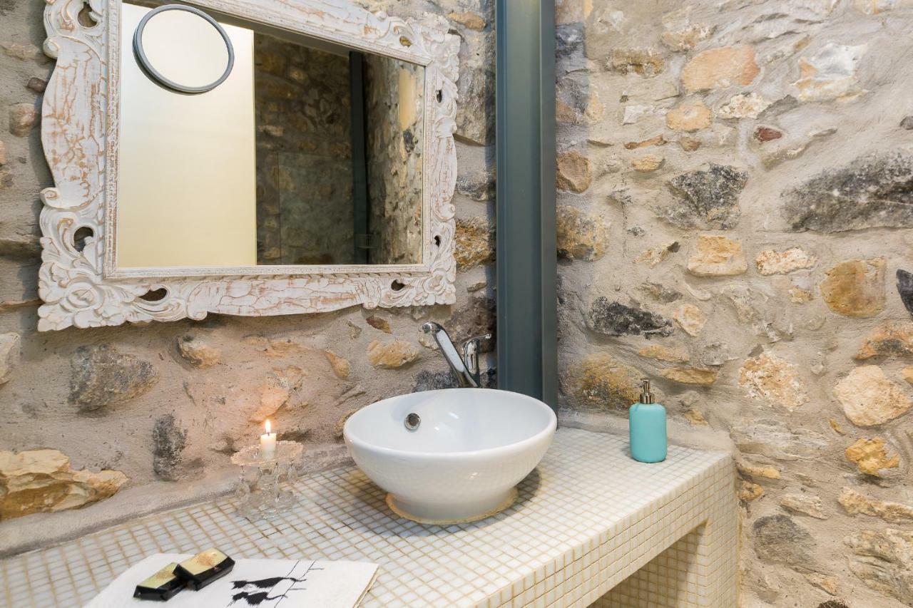 Muazzo Creta Stone House, Nature Escape With Pool, By Thinkvilla Pigi  Bagian luar foto